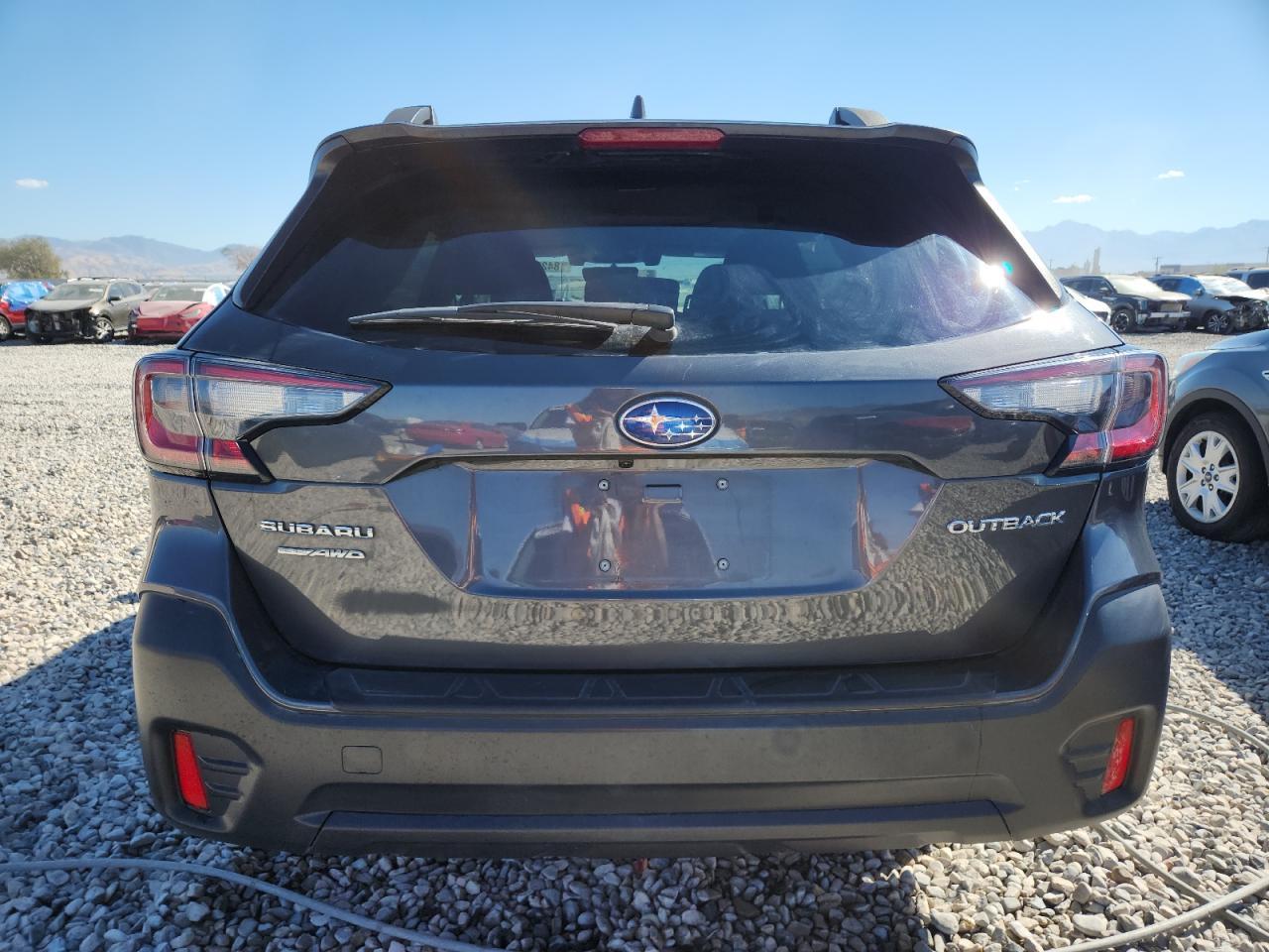 2022 Subaru Outback Premium - Image 6