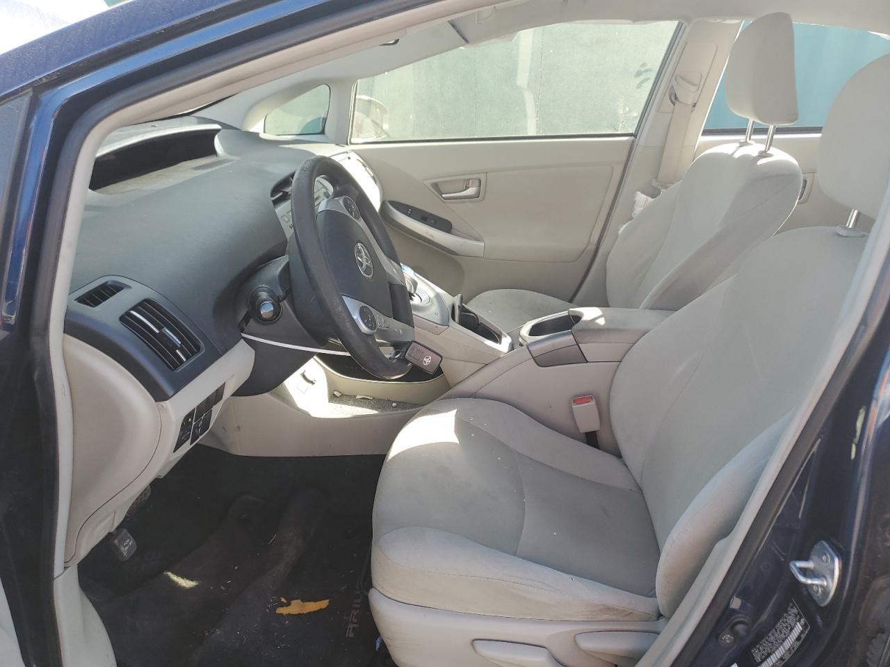 2014 Toyota Prius - Фото 7