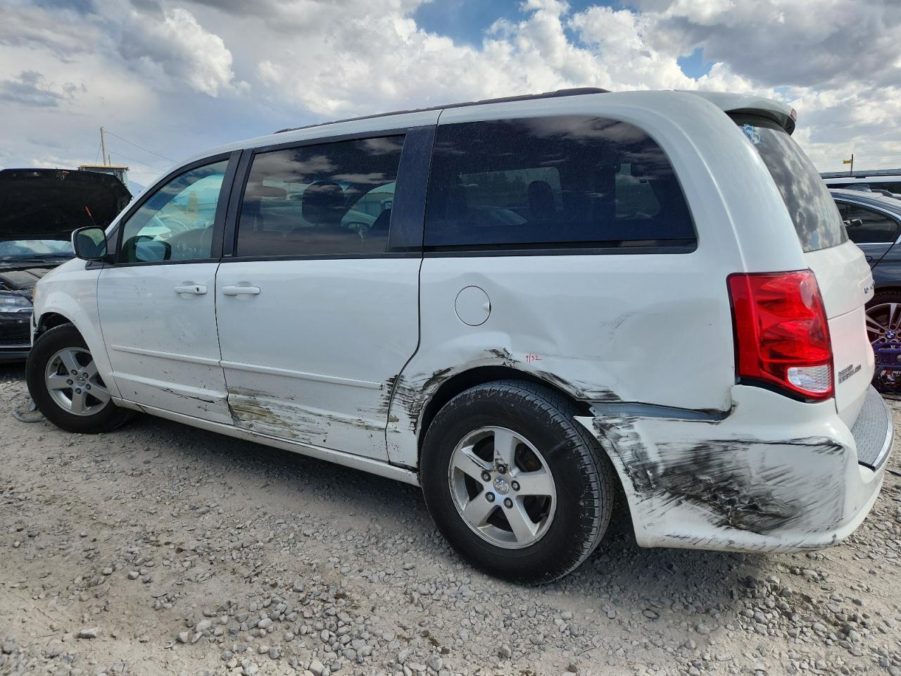2013 Dodge Grand Caravan Sxt - Фото 2