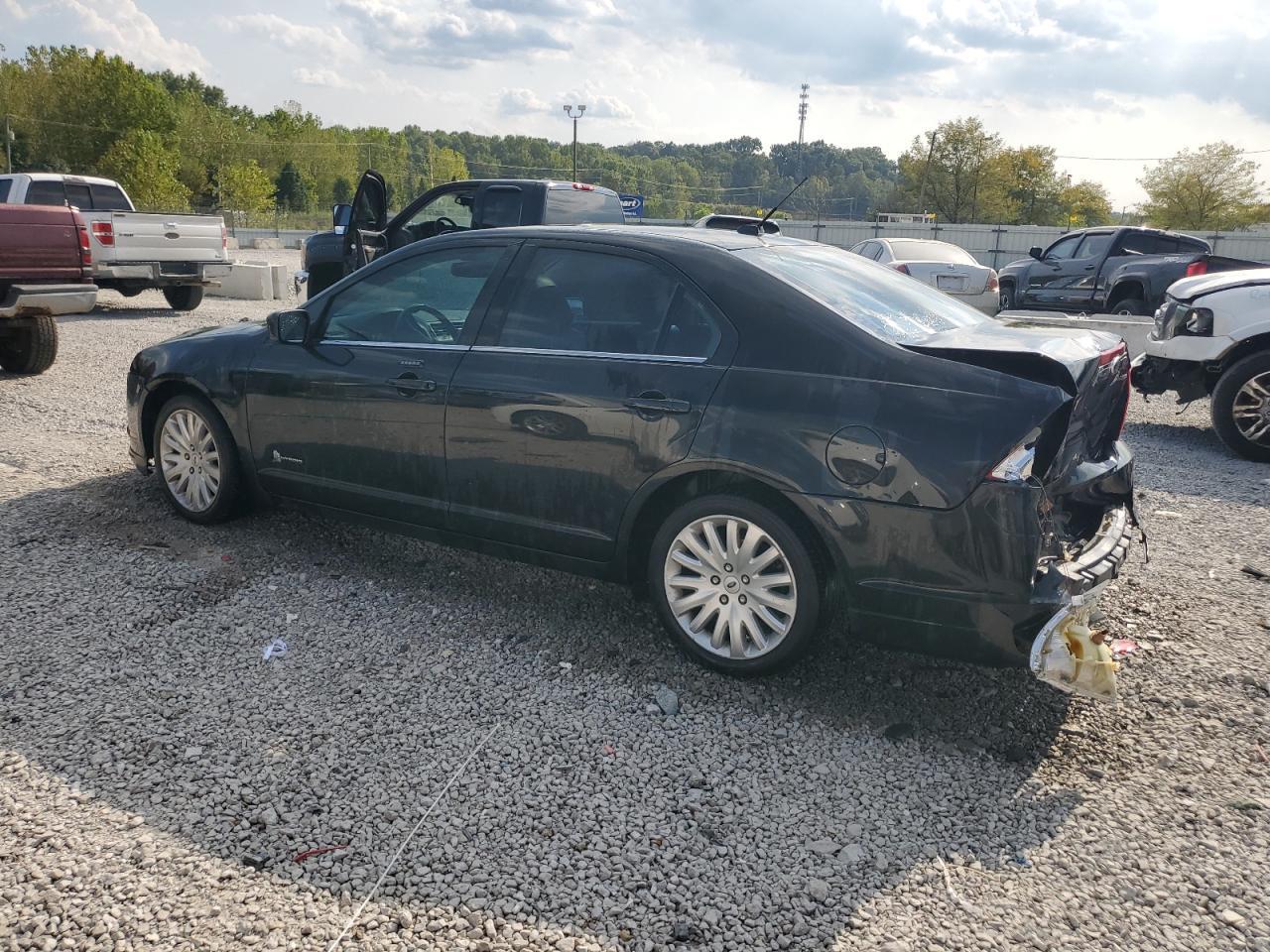2012 Ford Fusion Hybrid - Фото 2