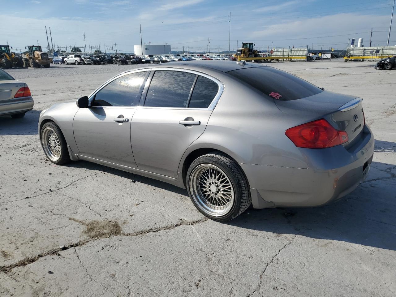 2009 Infiniti G37 Base - Фото 2