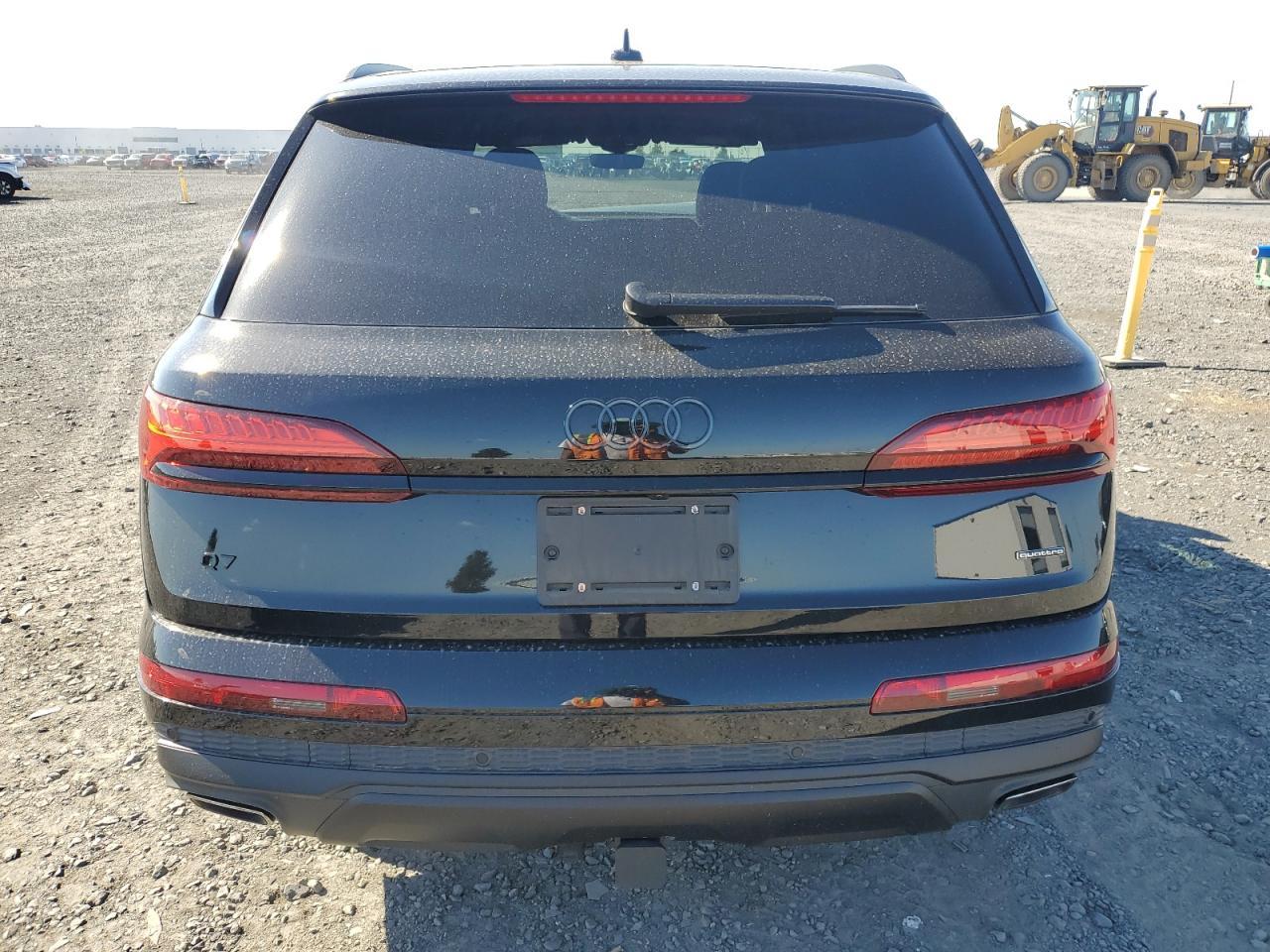 2025 Audi Q7 Prestige - Фото 6