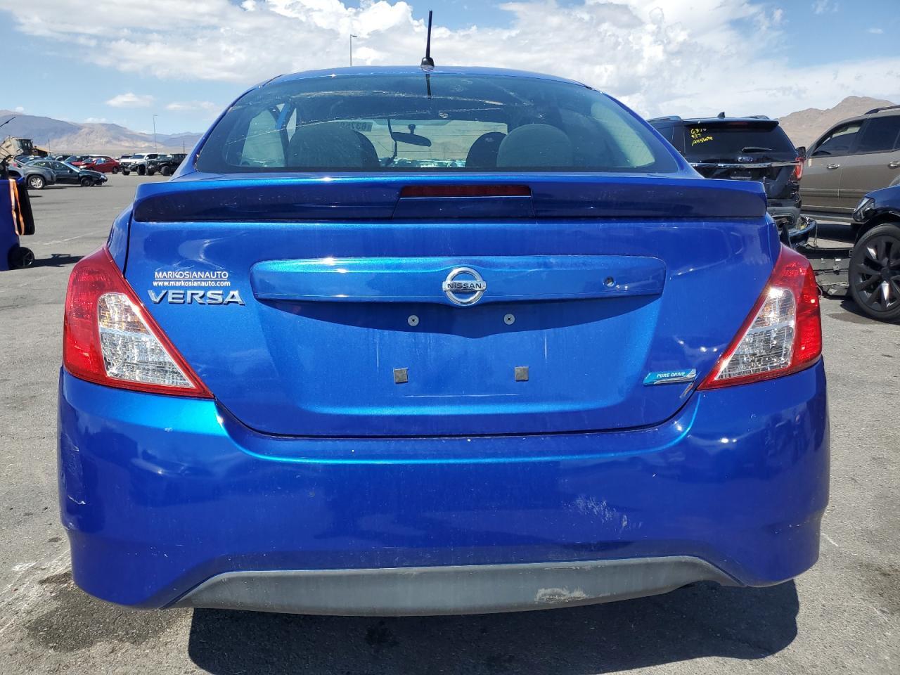 2016 Nissan Versa S - Image 6