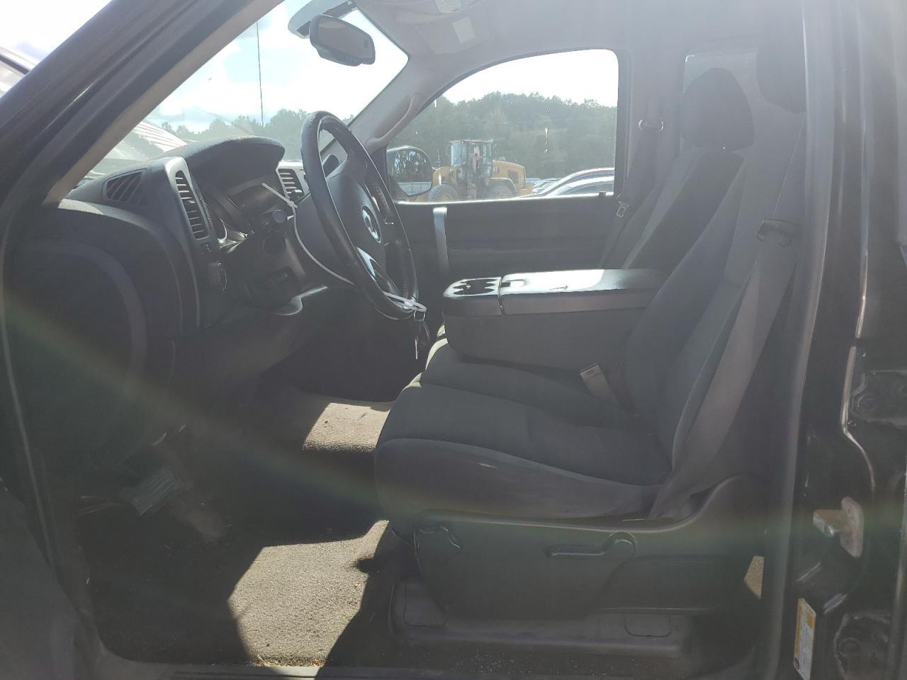 2008 Chevrolet Silverado K2500 Heavy Duty - Image 7