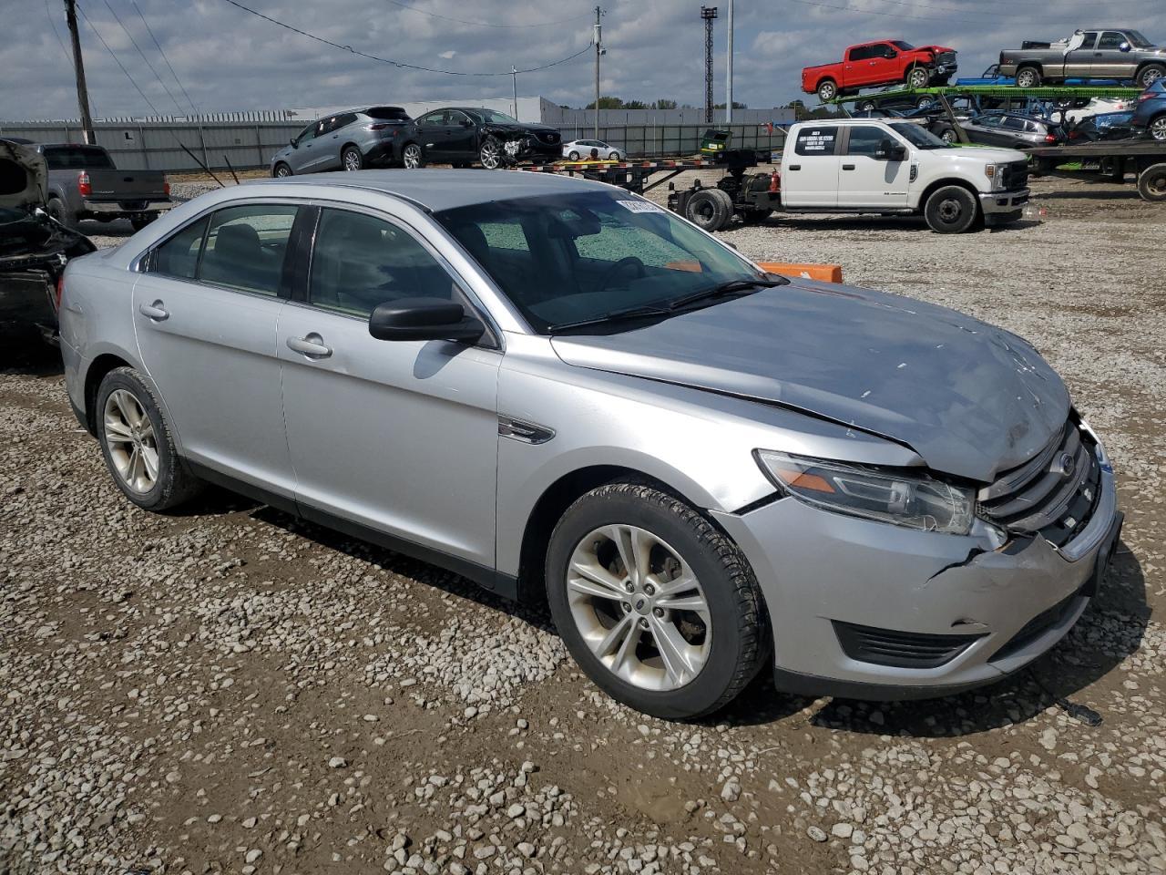 2015 Ford Taurus Se - Фото 4