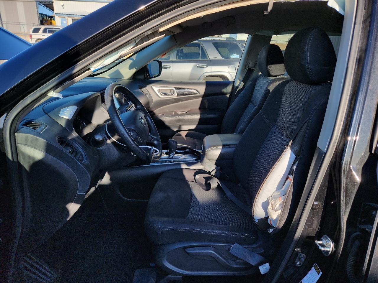 2020 Nissan Pathfinder S - Фото 7