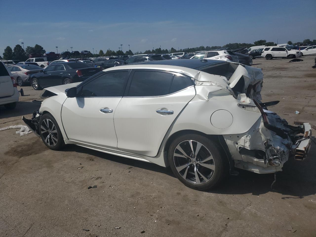 2016 Nissan Maxima 3.5S - Фото 2