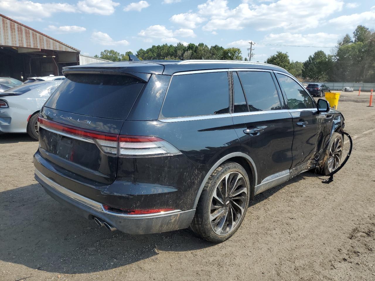 2020 Lincoln Aviator Reserve - Image 3