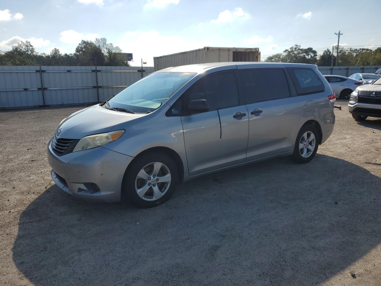 2011 Toyota Sienna