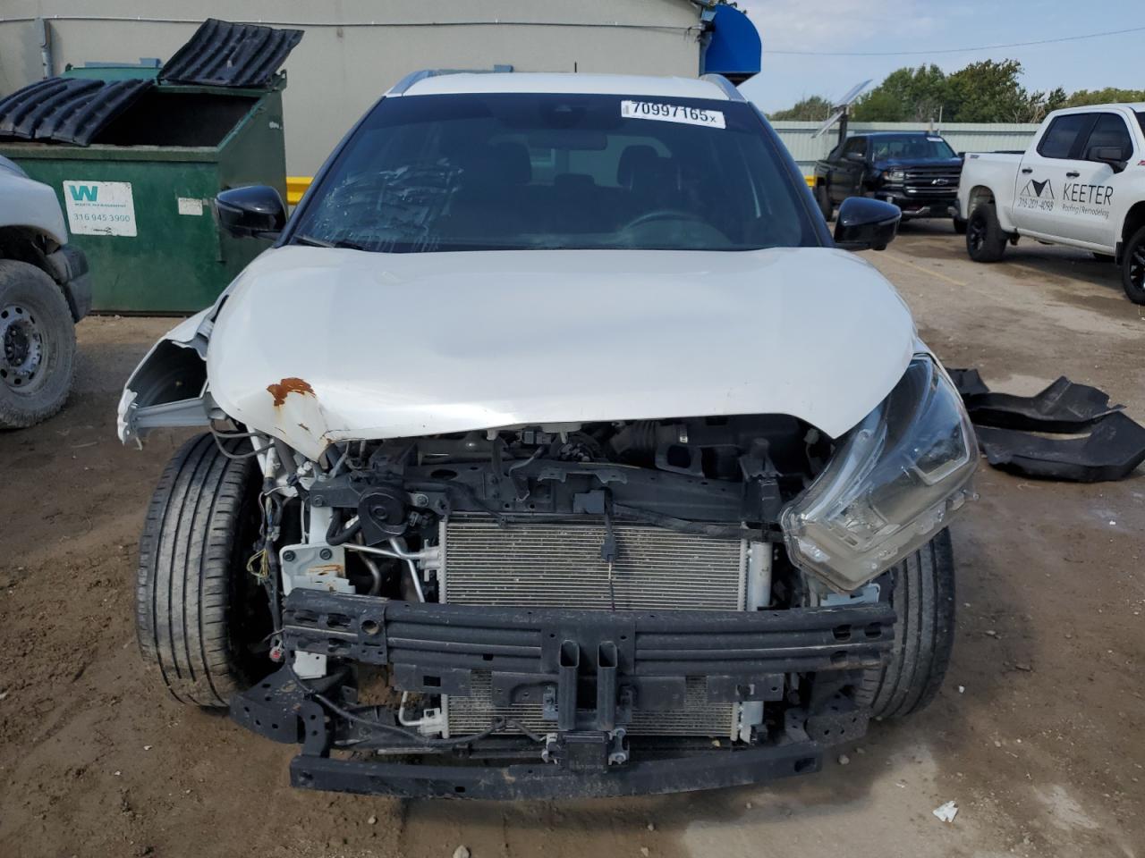 2020 Nissan Kicks Sr - Image 5