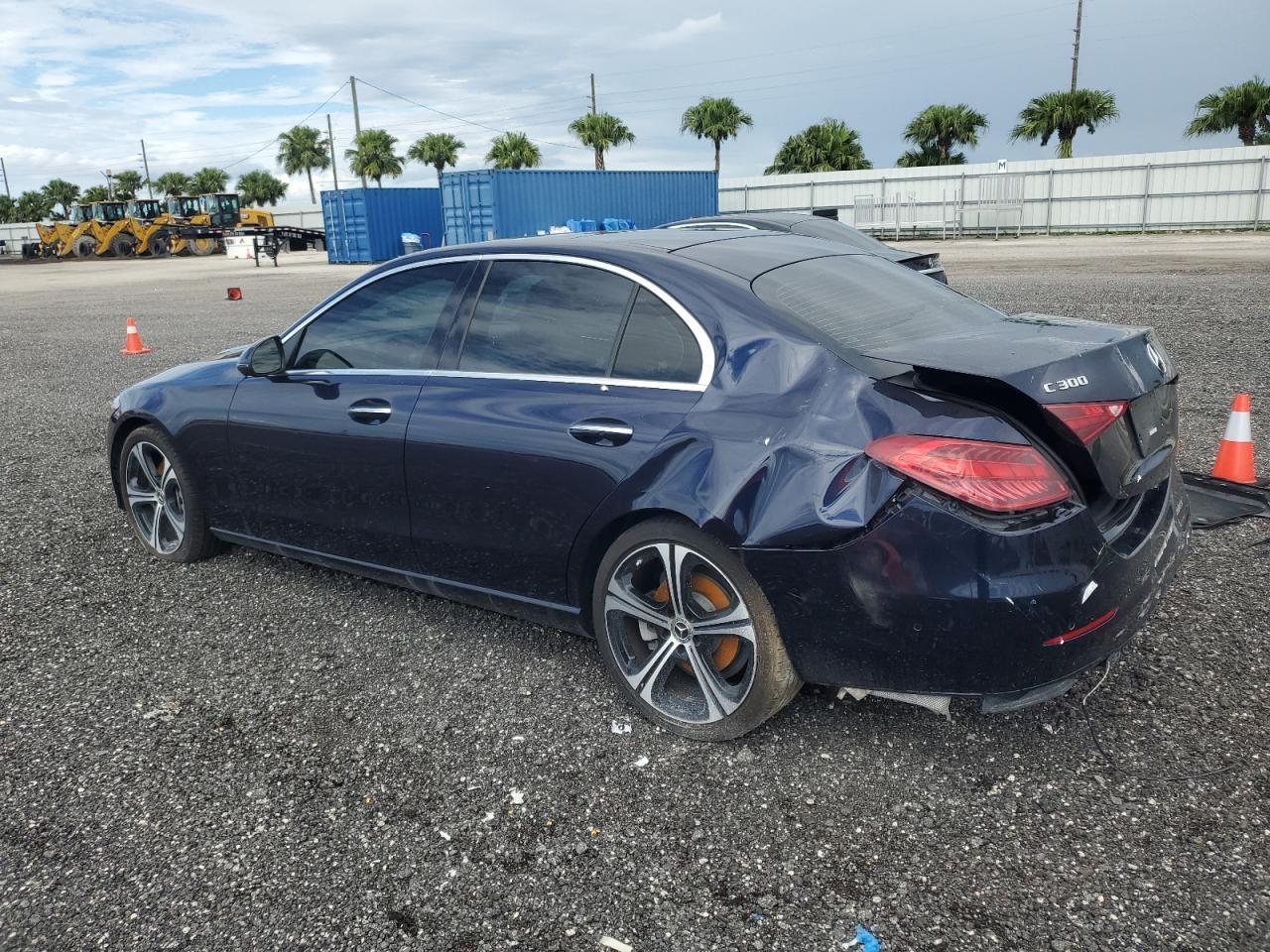 2022 Mercedes-Benz C 300 - Фото 2