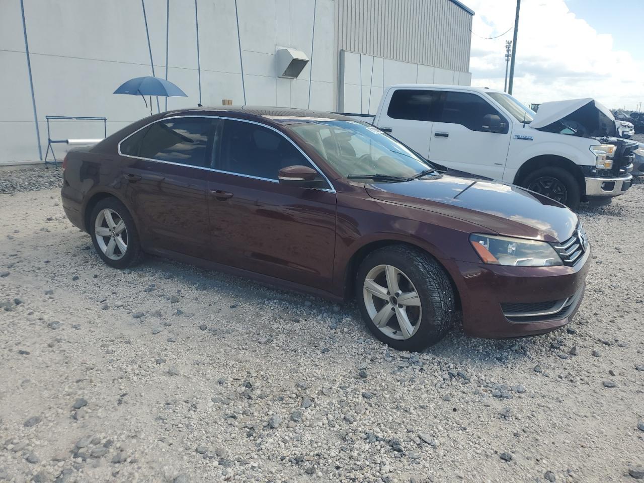 2013 Volkswagen Passat Se - Фото 4