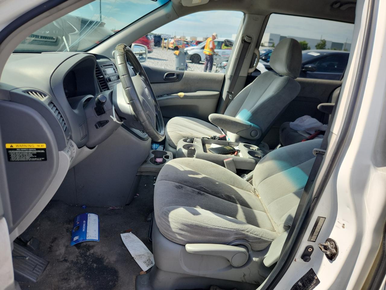 2006 Kia Sedona Ex - Image 7