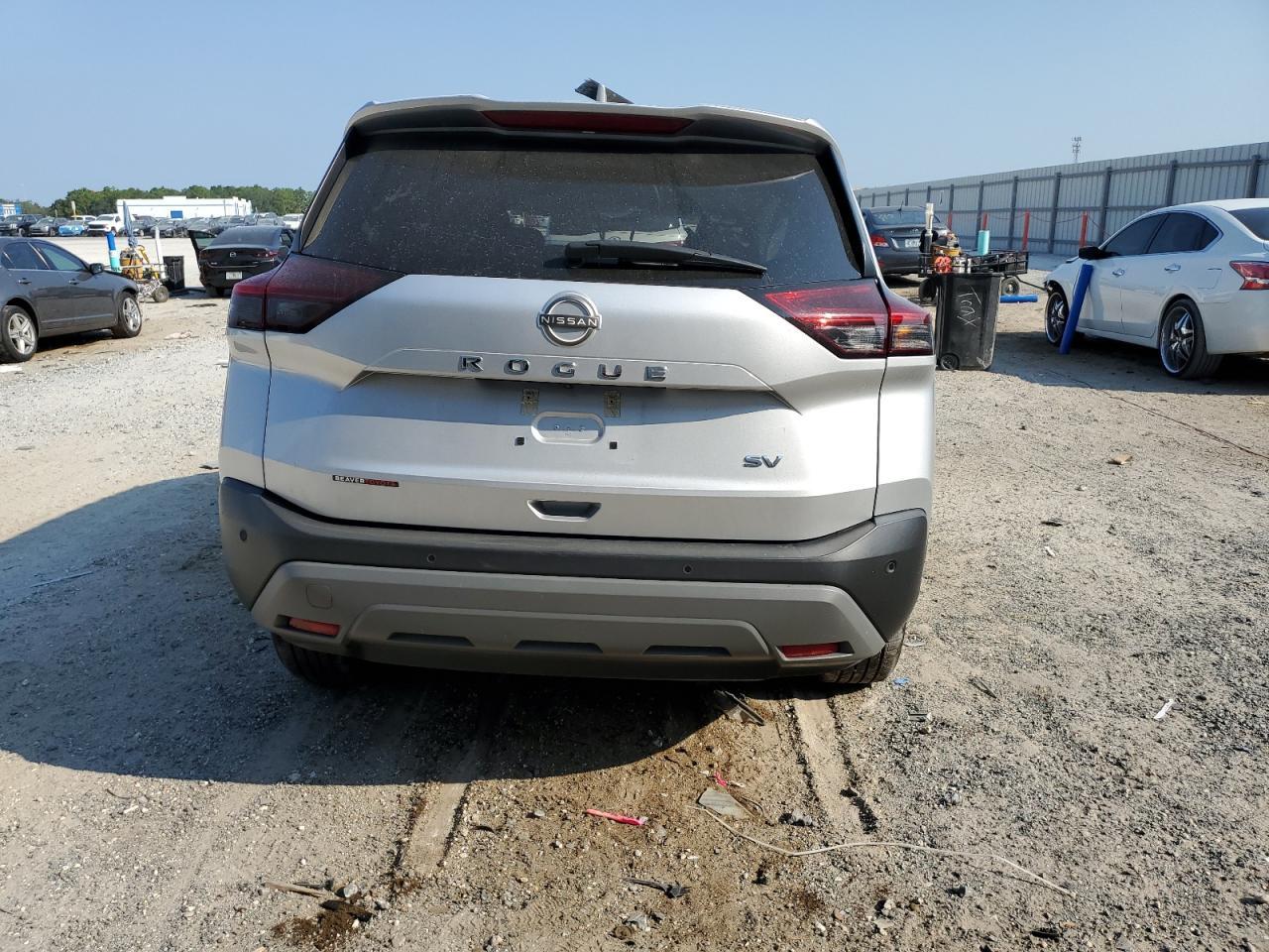 2023 Nissan Rogue Sv - Фото 6
