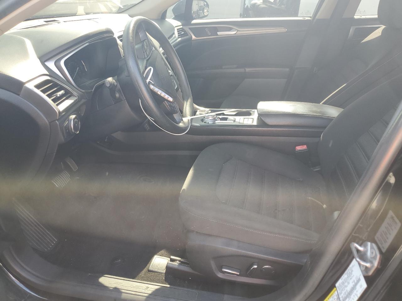 2020 Ford Fusion Se - Image 7