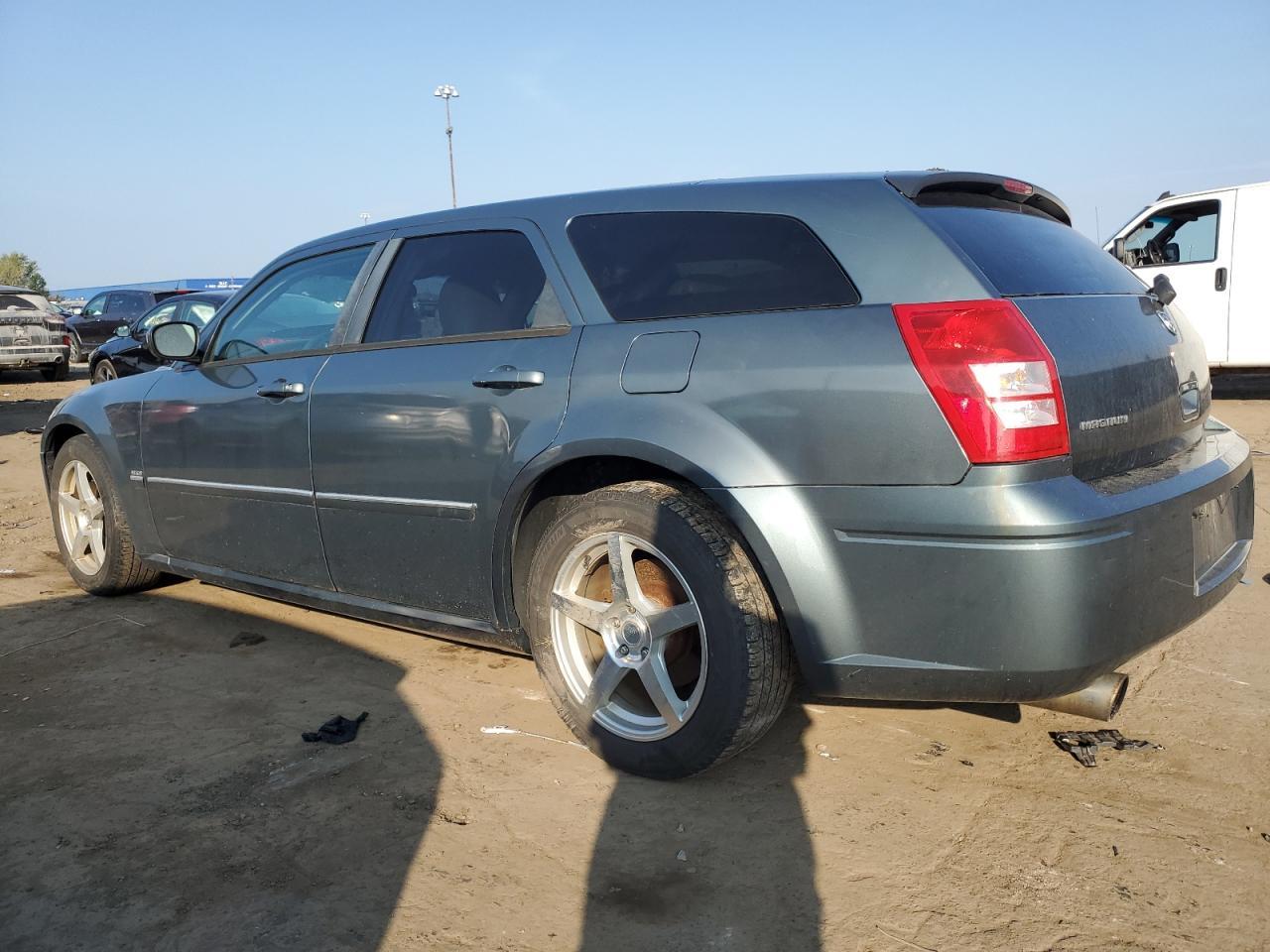 2005 Dodge Magnum R/T - Фото 2