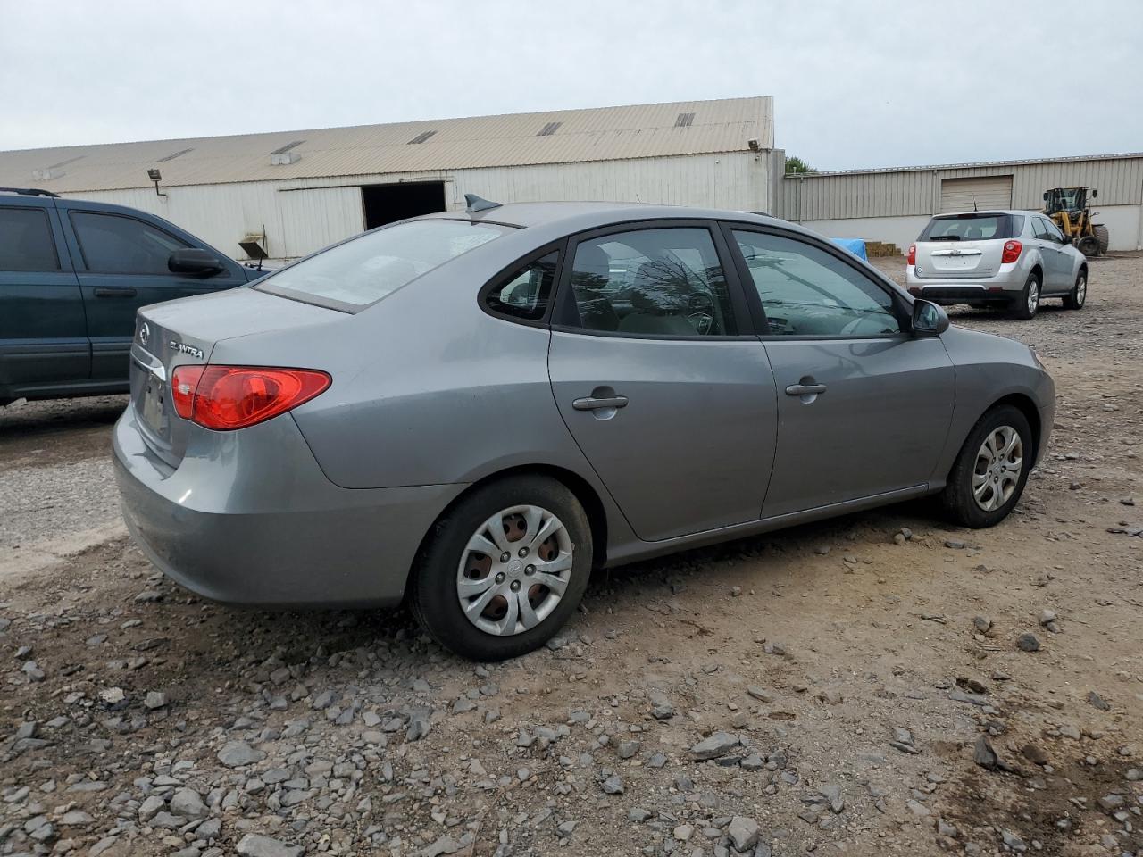 2010 Hyundai Elantra - Фото 3