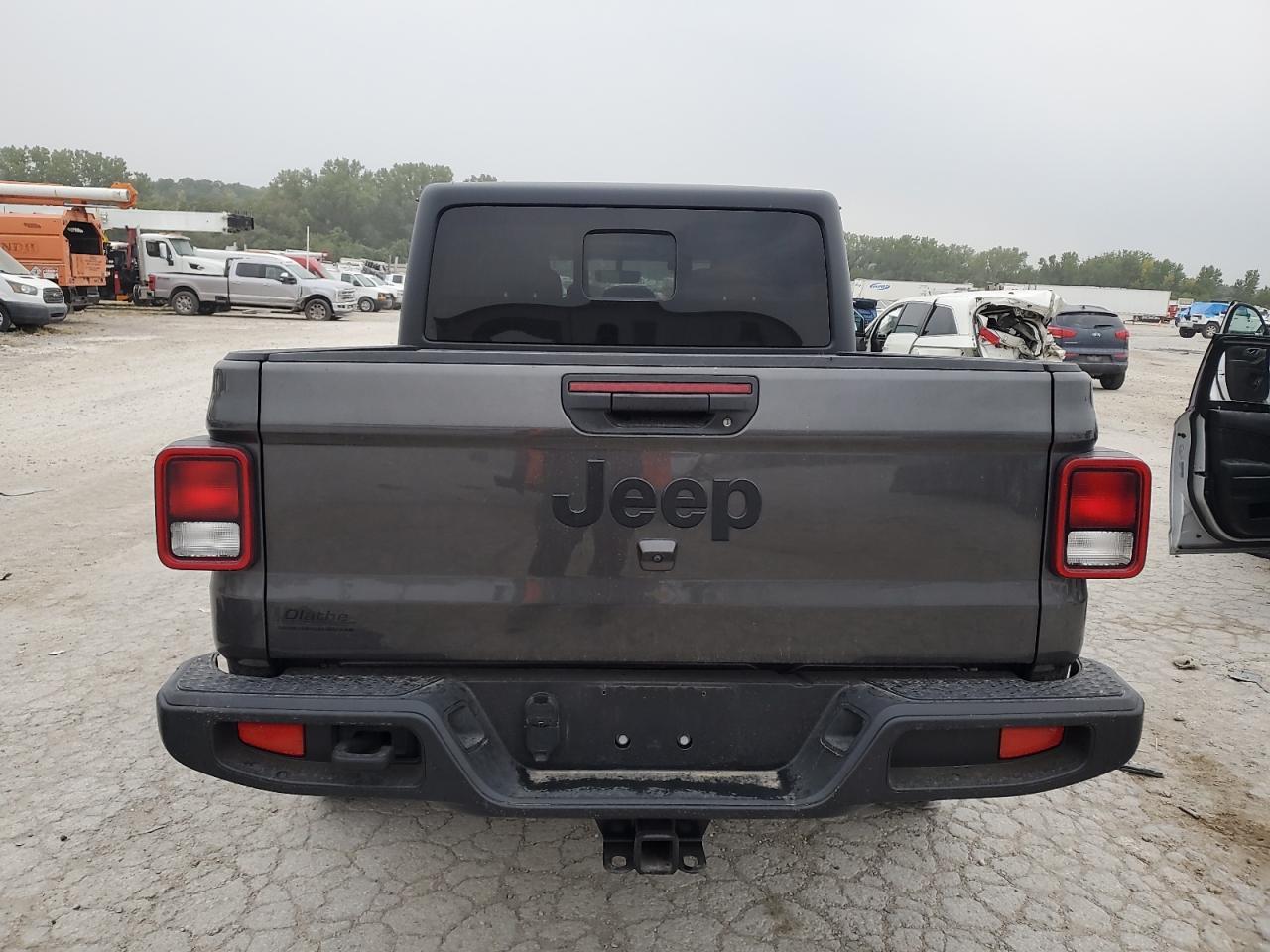 2023 Jeep Gladiator Sport - Фото 6