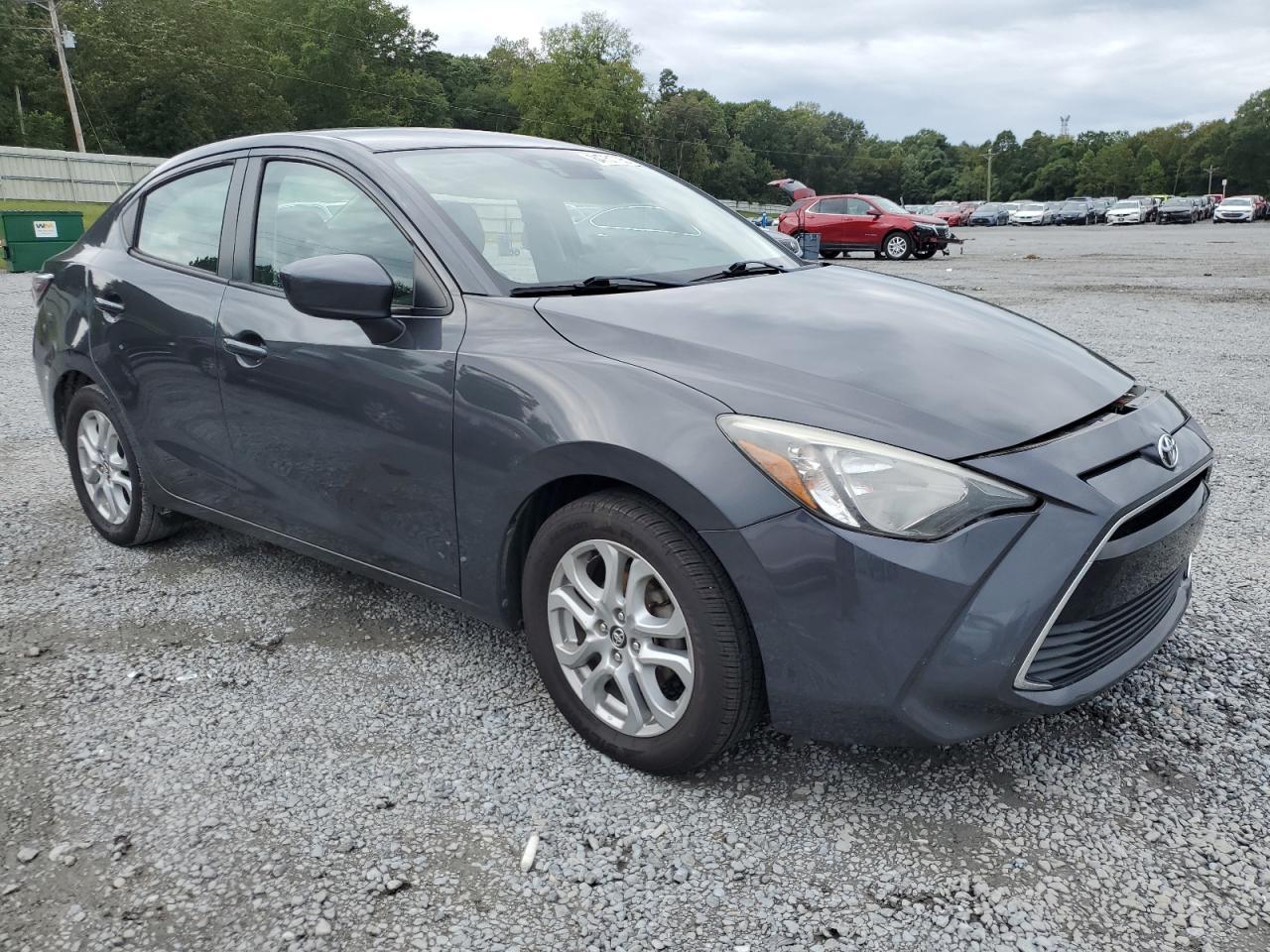 2018 Toyota Yaris Ia - Image 4