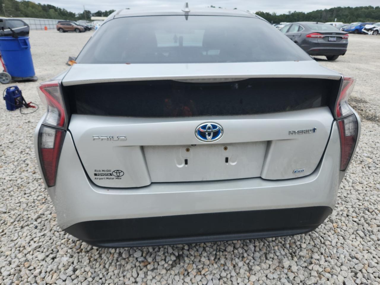 2016 Toyota Prius - Фото 6