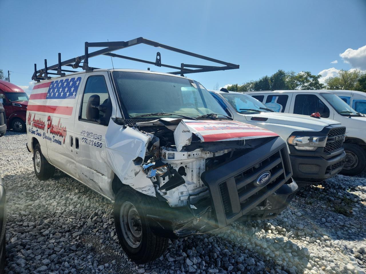 2013 Ford Econoline E250 Van - Фото 4