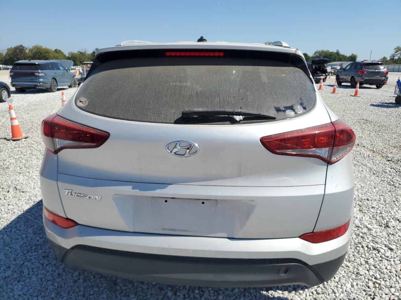 2017 Hyundai Tucson Limited - Image 6
