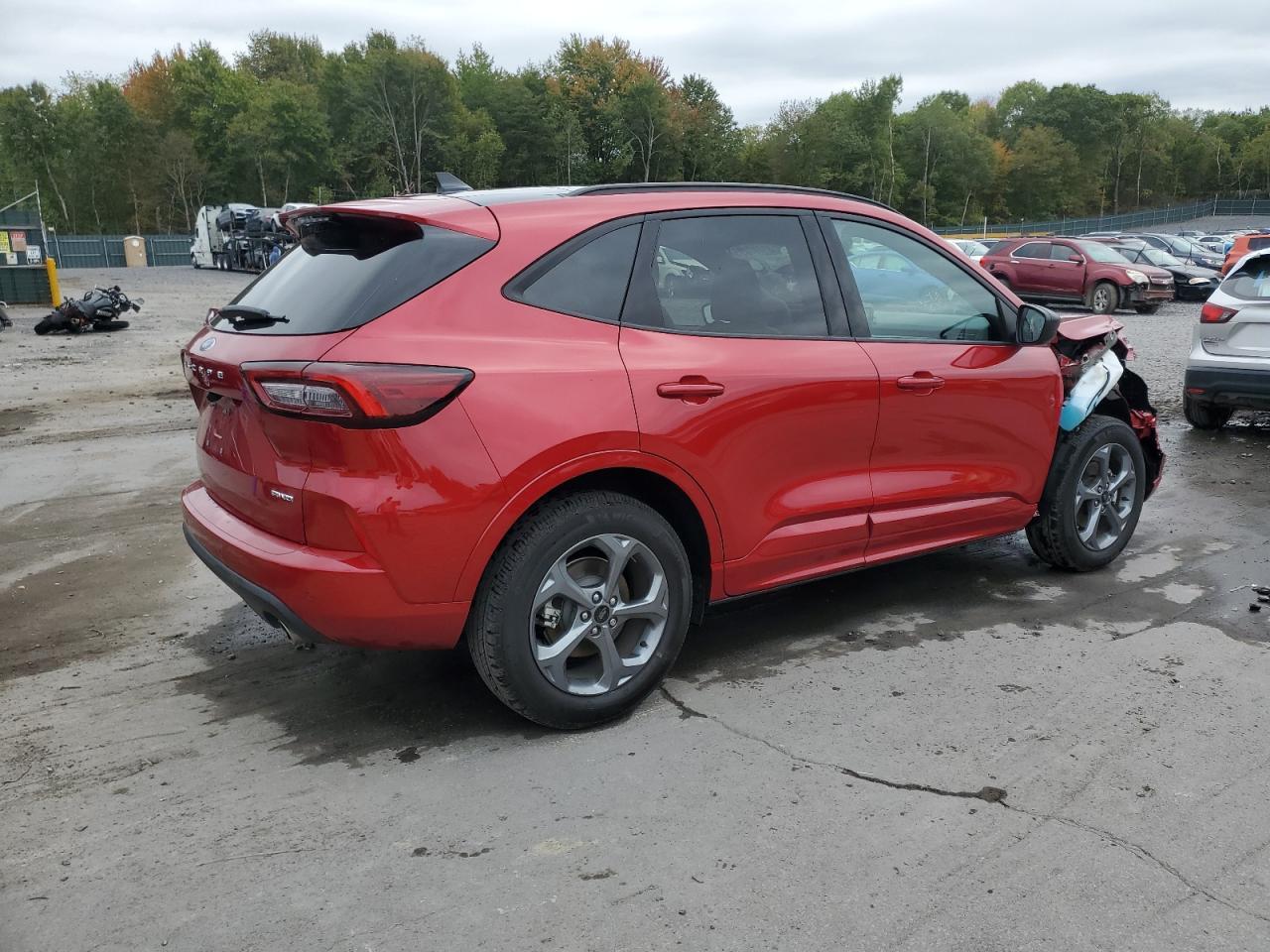 2024 Ford Escape St Line - Image 3