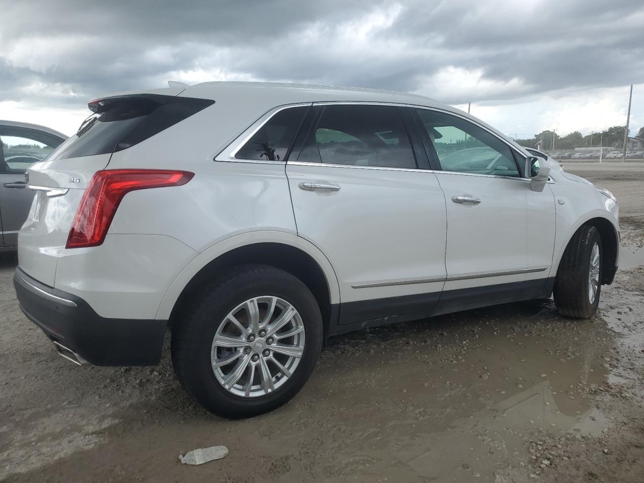 2018 Cadillac Xt5 - Image 3
