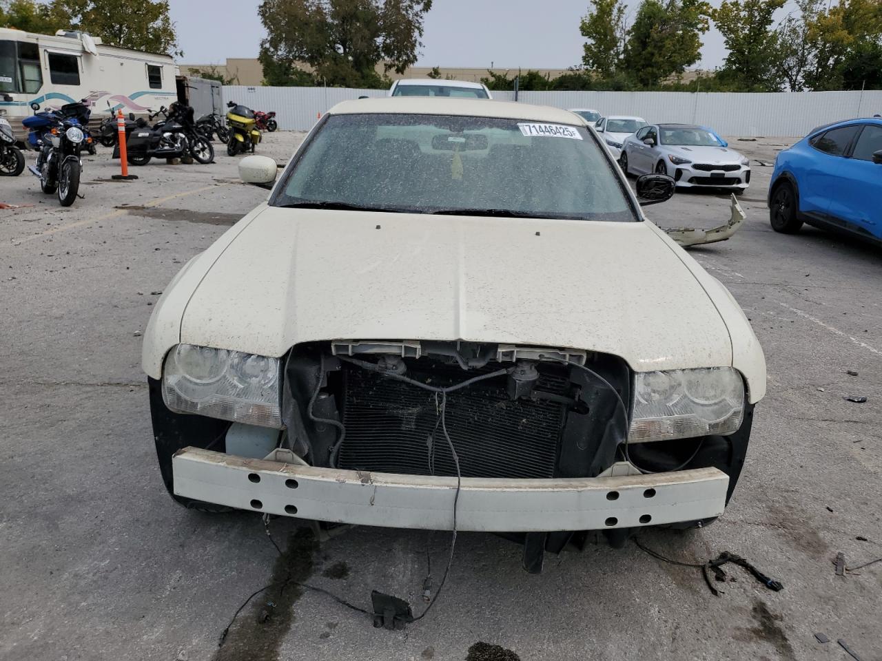 2006 Chrysler 300 Touring - Image 5