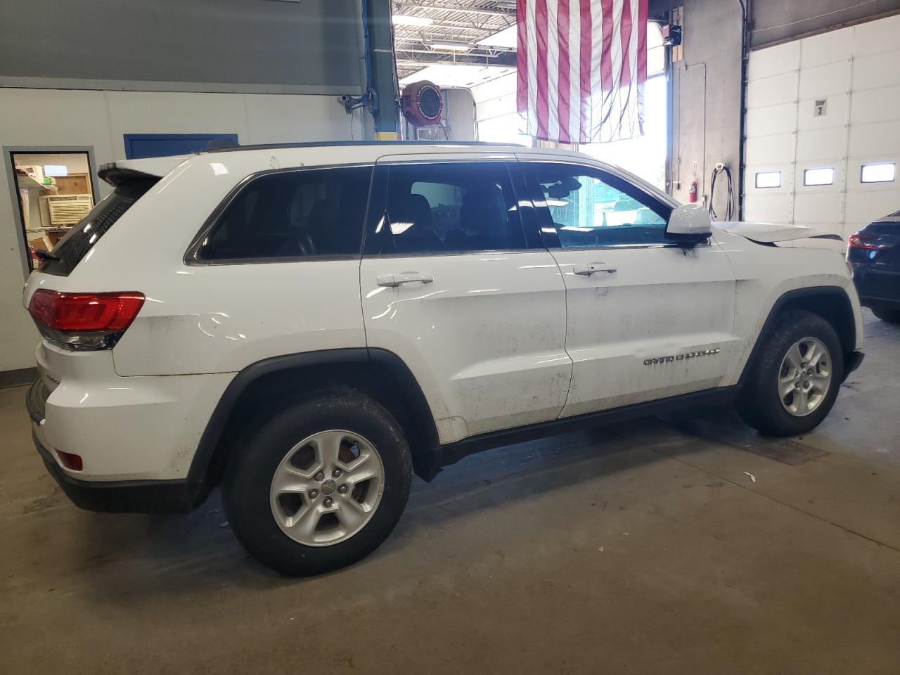 2015 Jeep Grand Cherokee Laredo - Фото 3