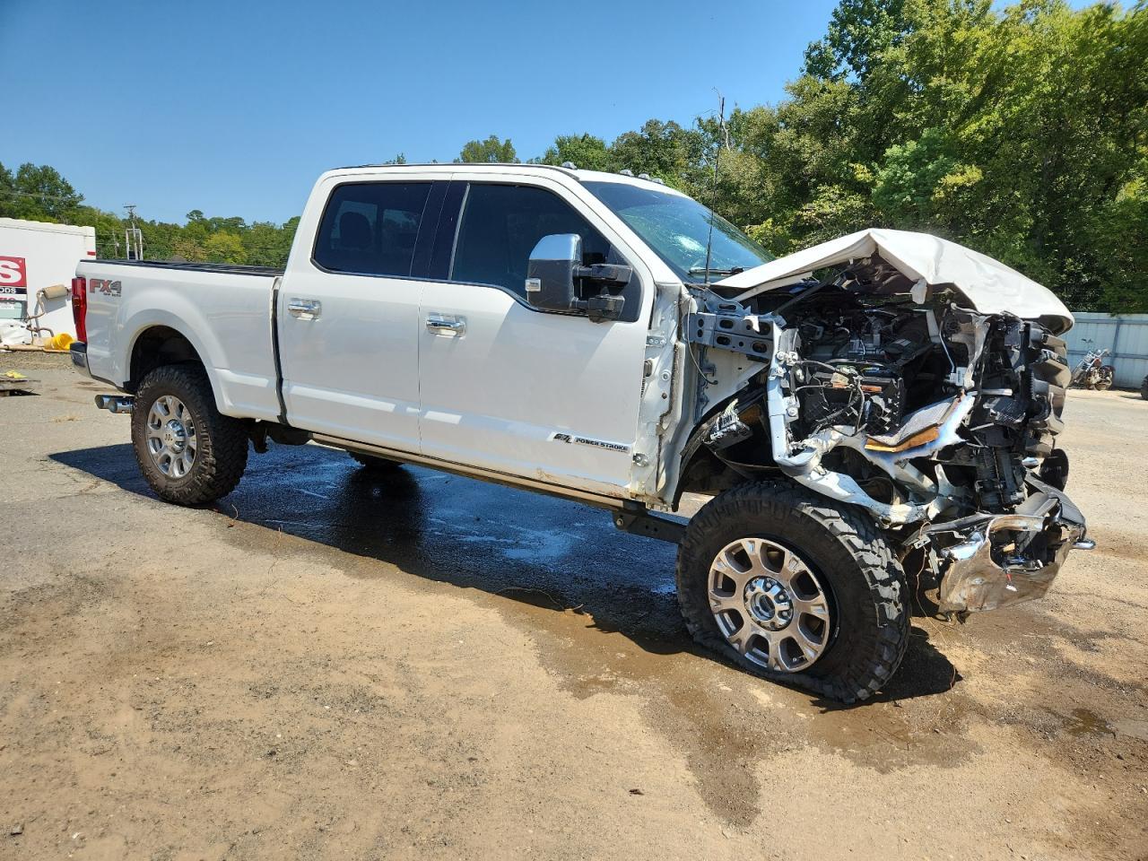 2022 Ford F250 Super Duty - Image 4