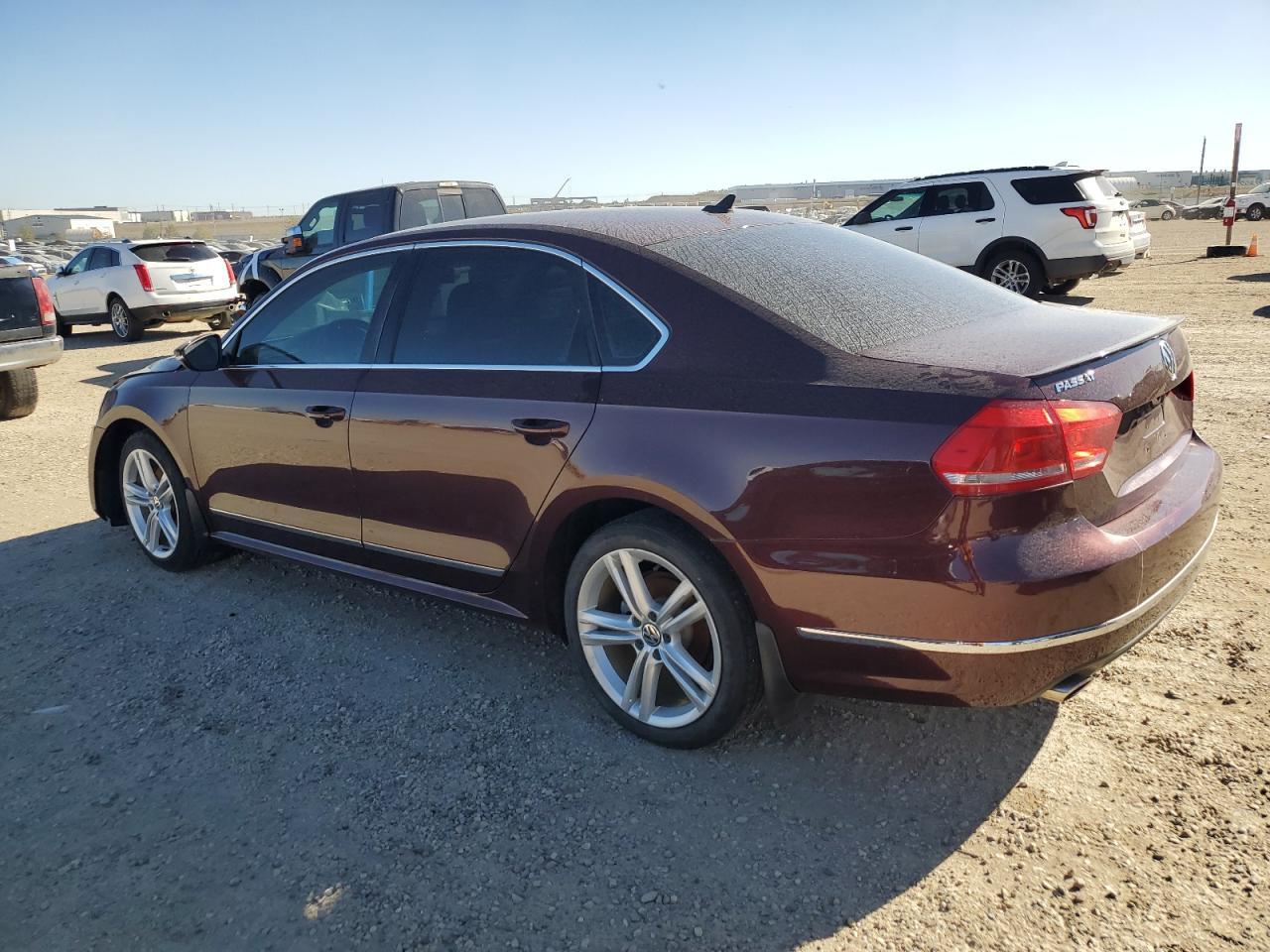 2012 Volkswagen Passat Sel - Фото 2