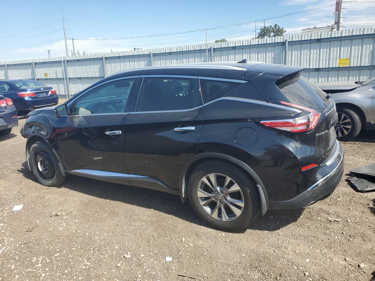 2015 Nissan Murano S - Фото 2