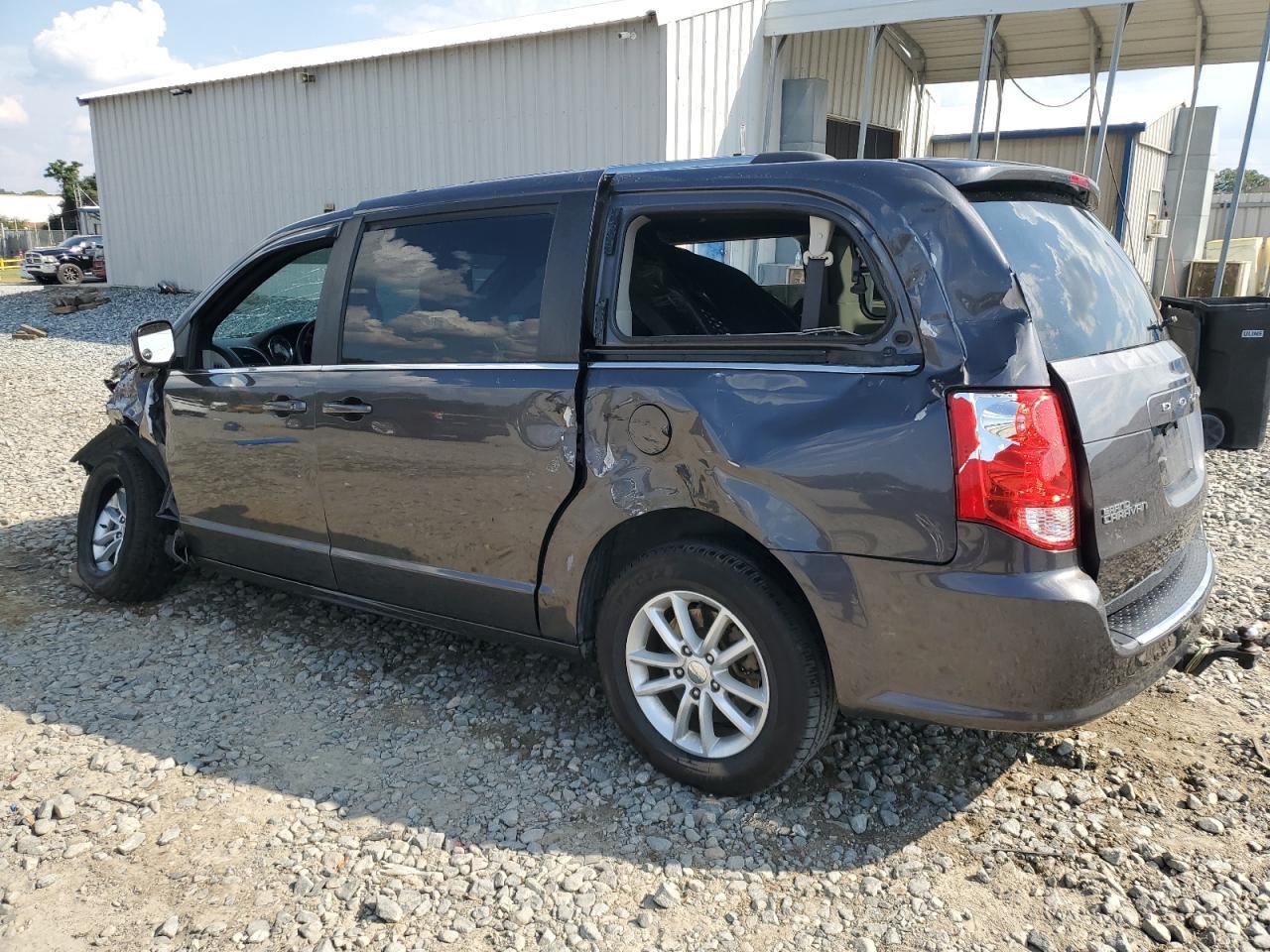 2019 Dodge Grand Caravan Sxt - Image 2