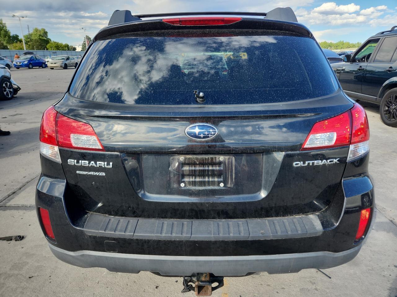 2012 Subaru Outback 2.5I Premium - Image 6
