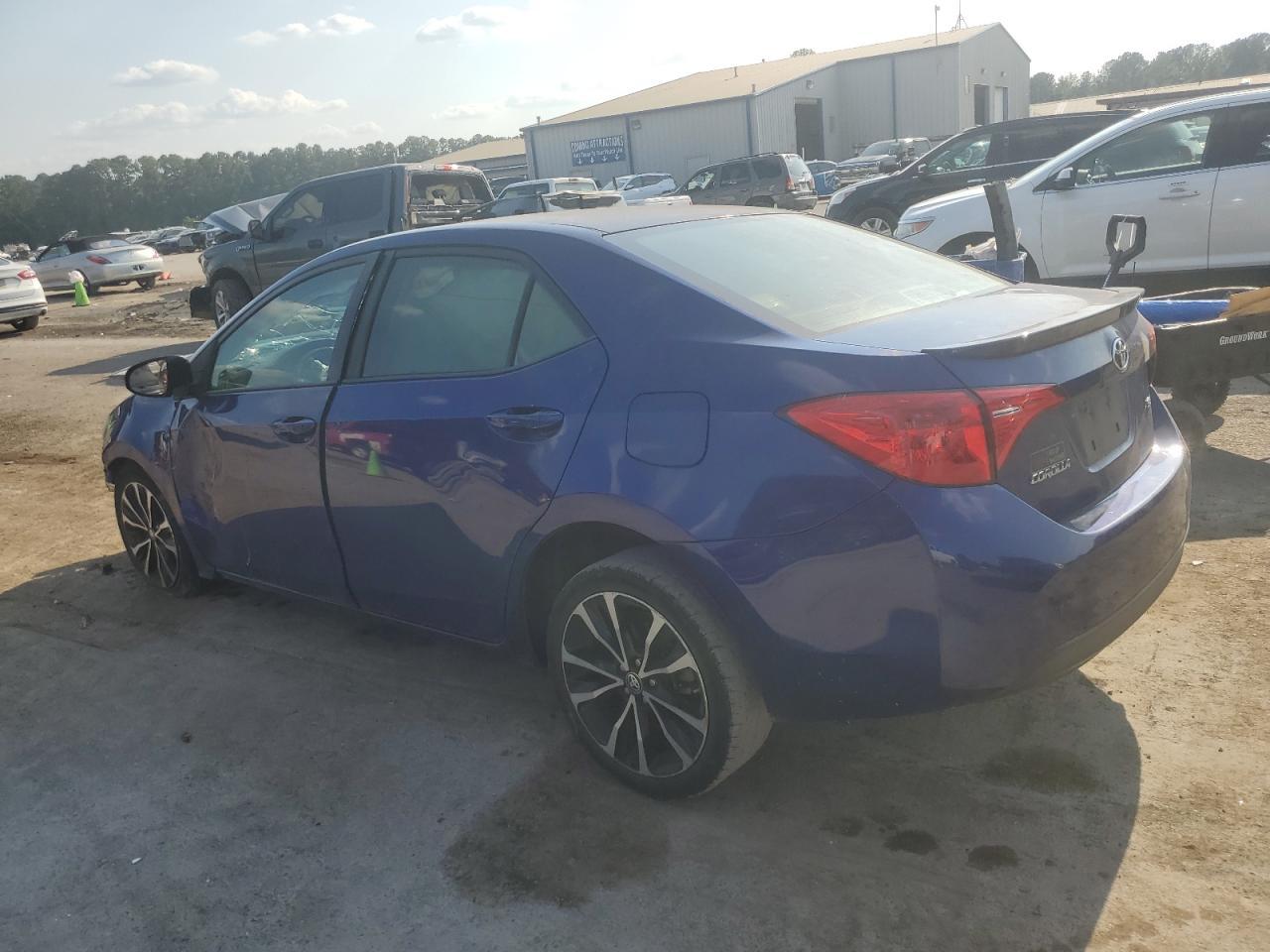 2017 Toyota Corolla L - Фото 2