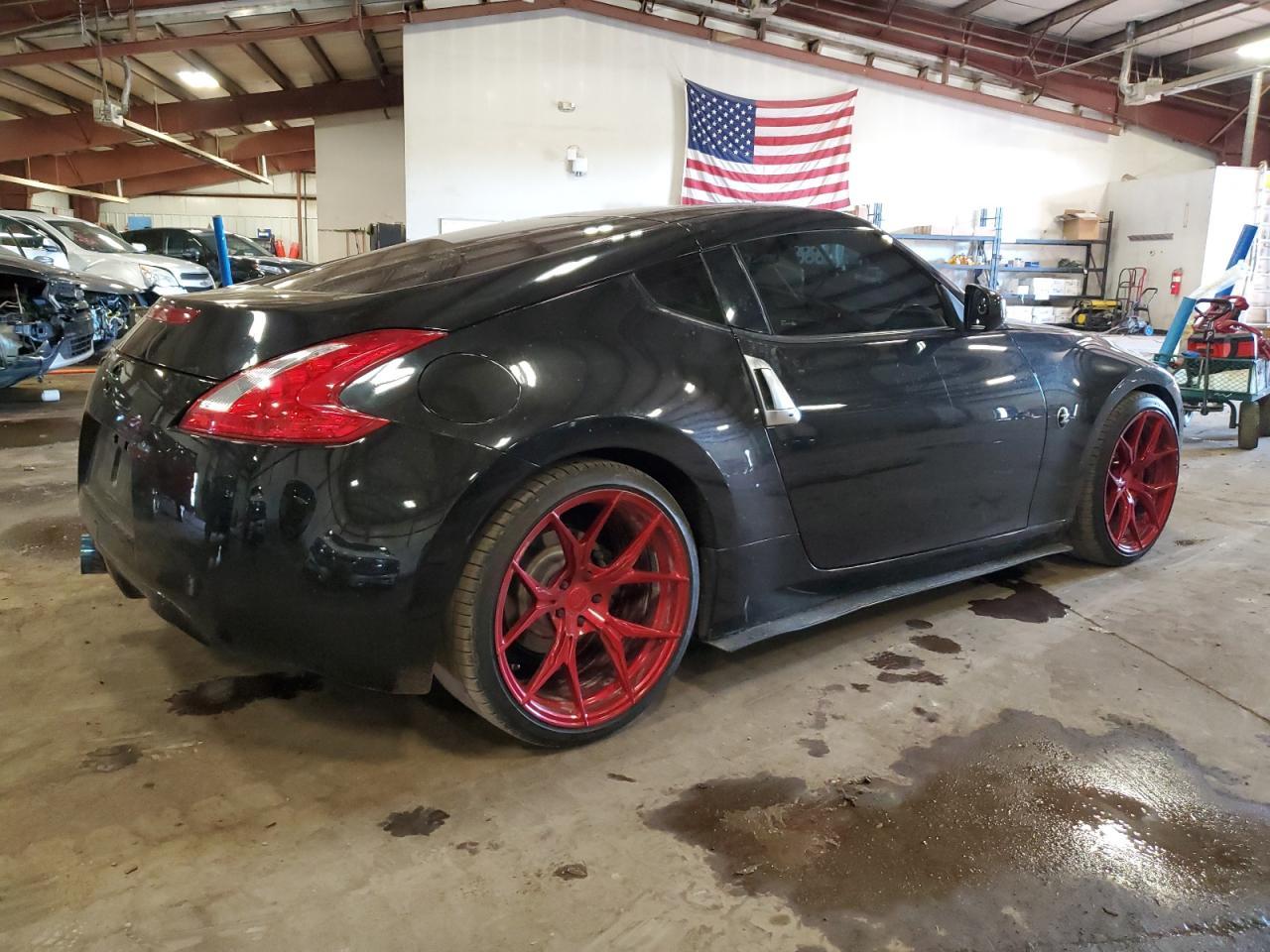 2017 Nissan 370Z Base - Фото 3