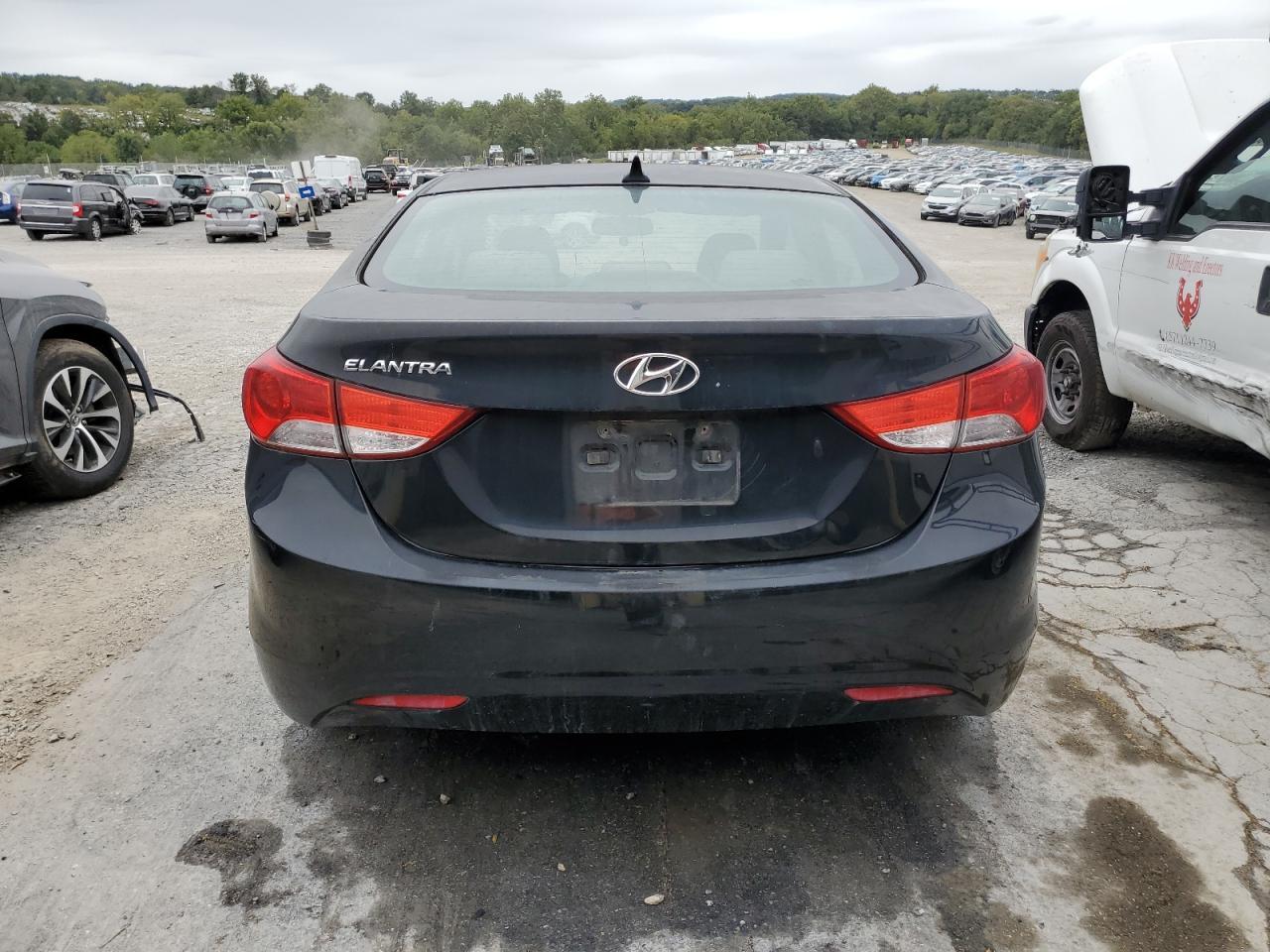 2013 Hyundai Elantra Gls - Фото 6