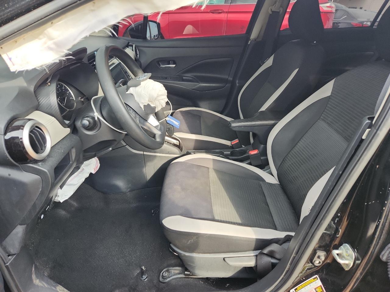 2020 Nissan Versa Sv - Image 7