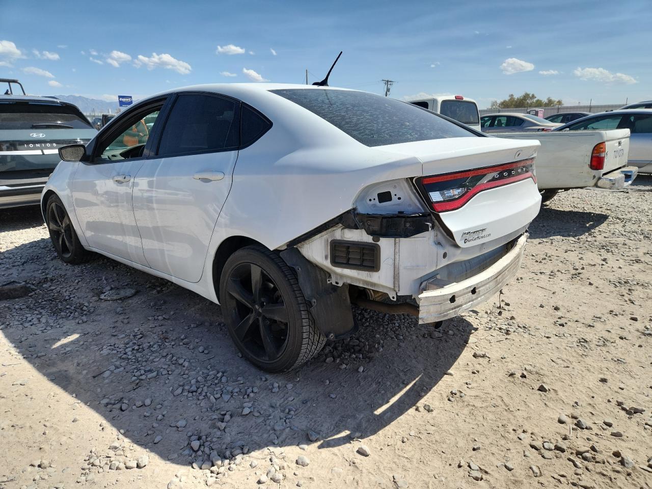 2016 Dodge Dart Sxt - Image 2