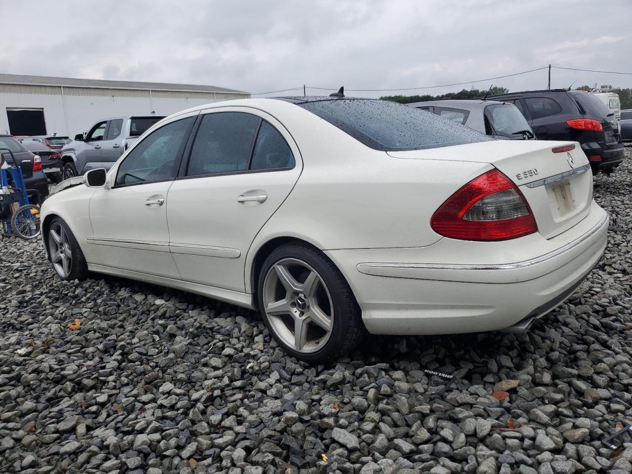 2009 Mercedes-Benz E 350 - Фото 2