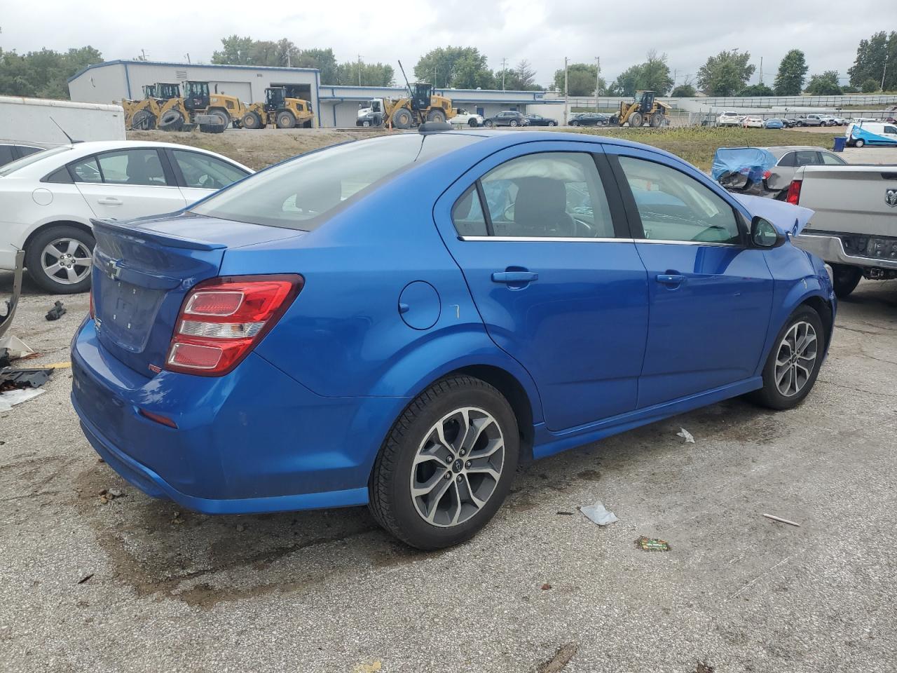 2019 Chevrolet Sonic Lt - Фото 3