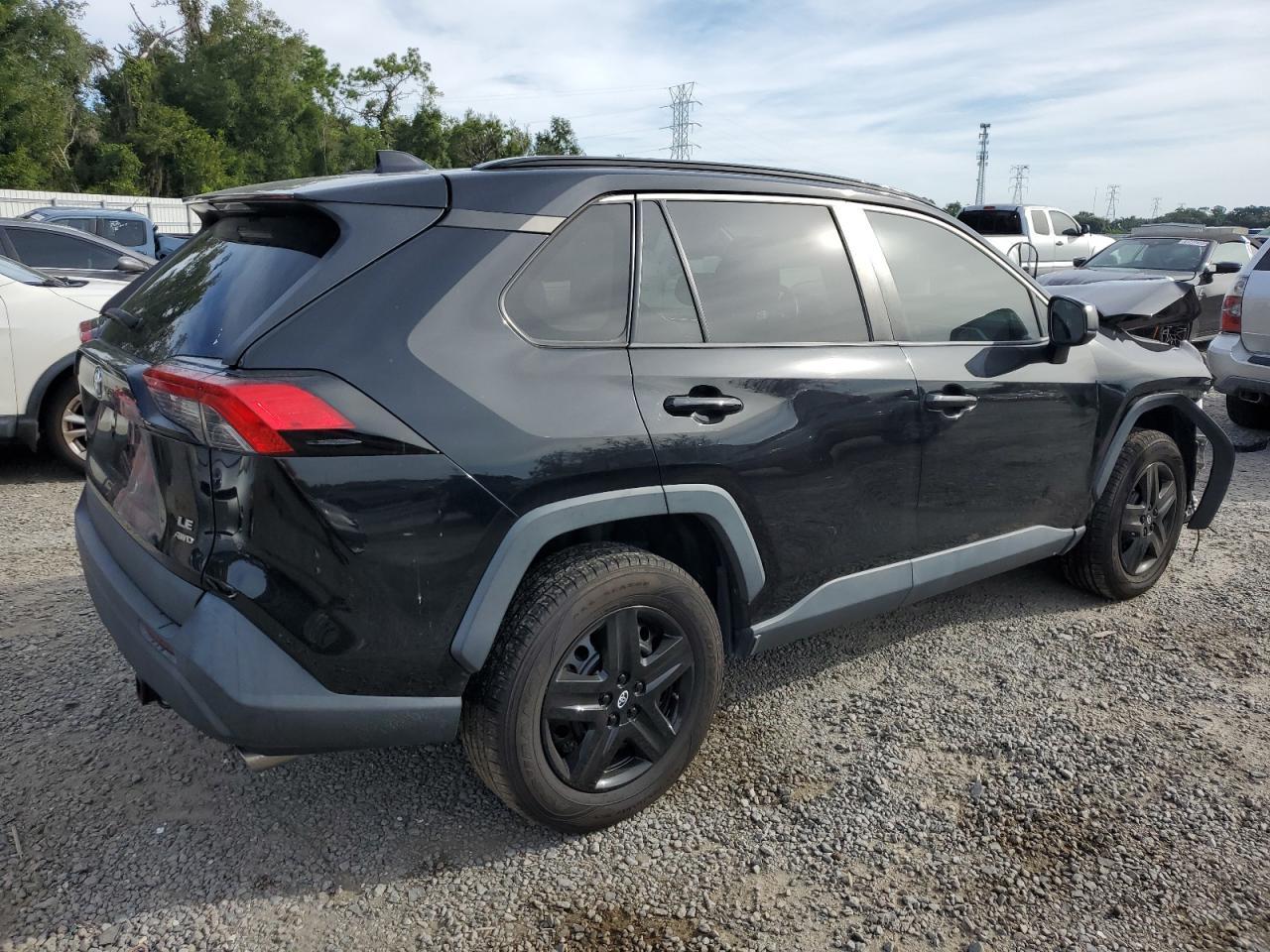 2019 Toyota Rav4 Le - Фото 3