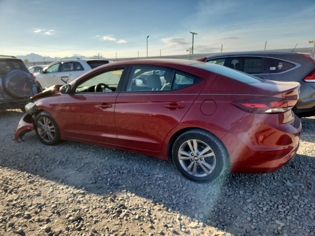 2018 Hyundai Elantra Sel - Фото 2