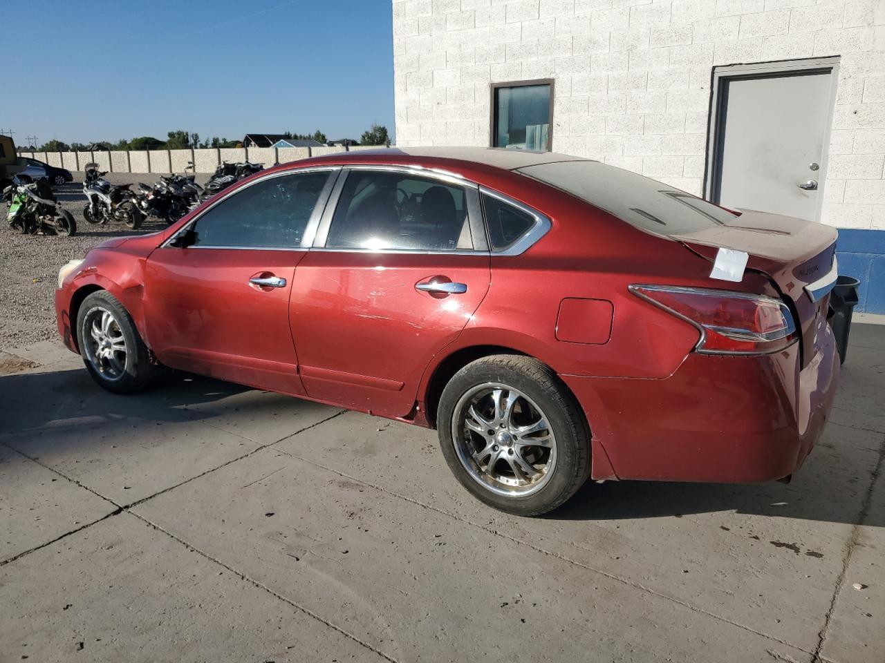 2013 Nissan Altima 2.5 - Image 2