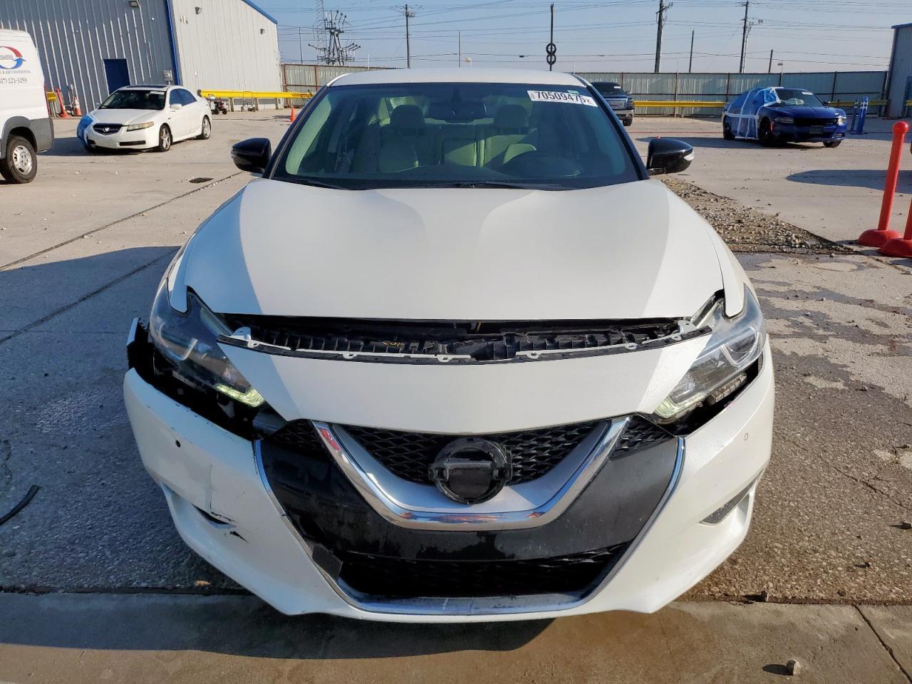 2017 Nissan Maxima 3.5S - Фото 5