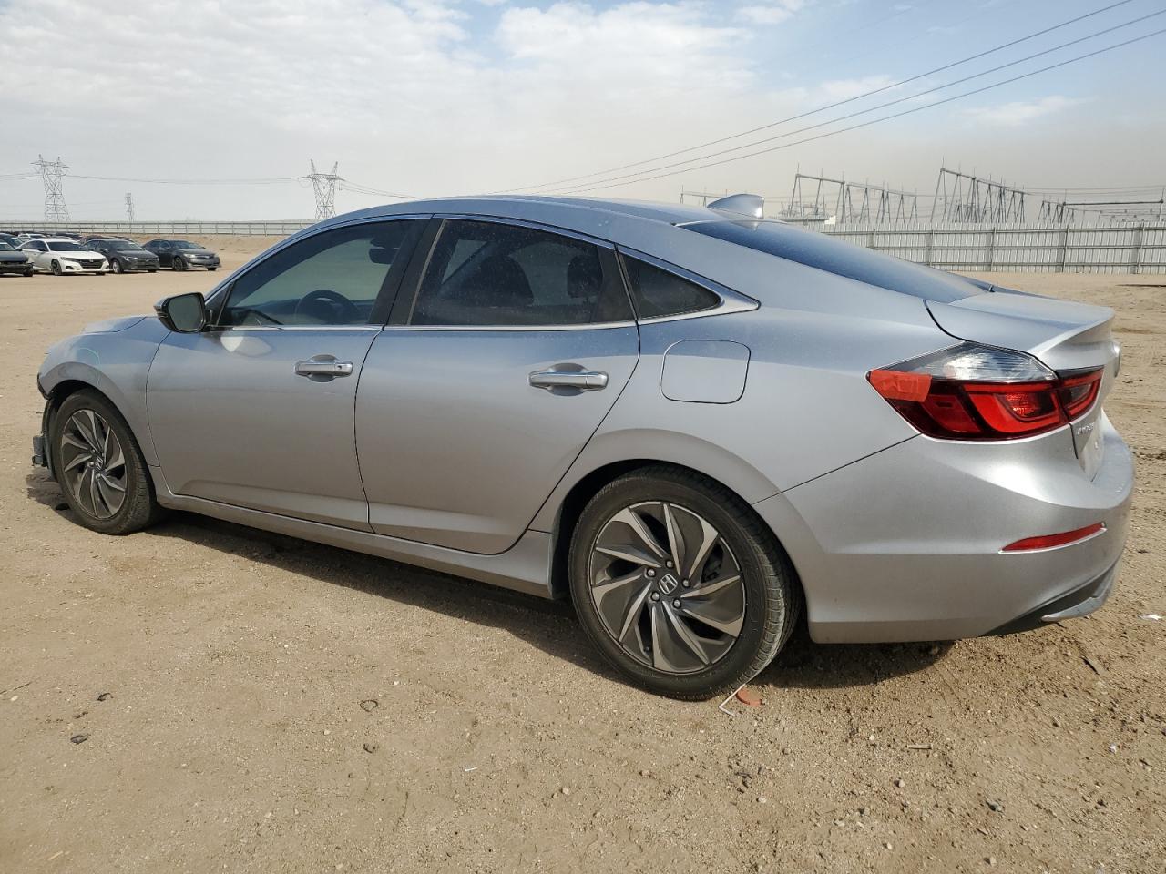 2019 Honda Insight Touring - Фото 2