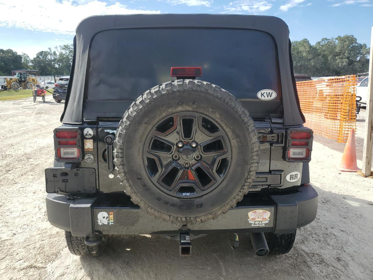 2017 Jeep Wrangler Unlimited Sport - Фото 6