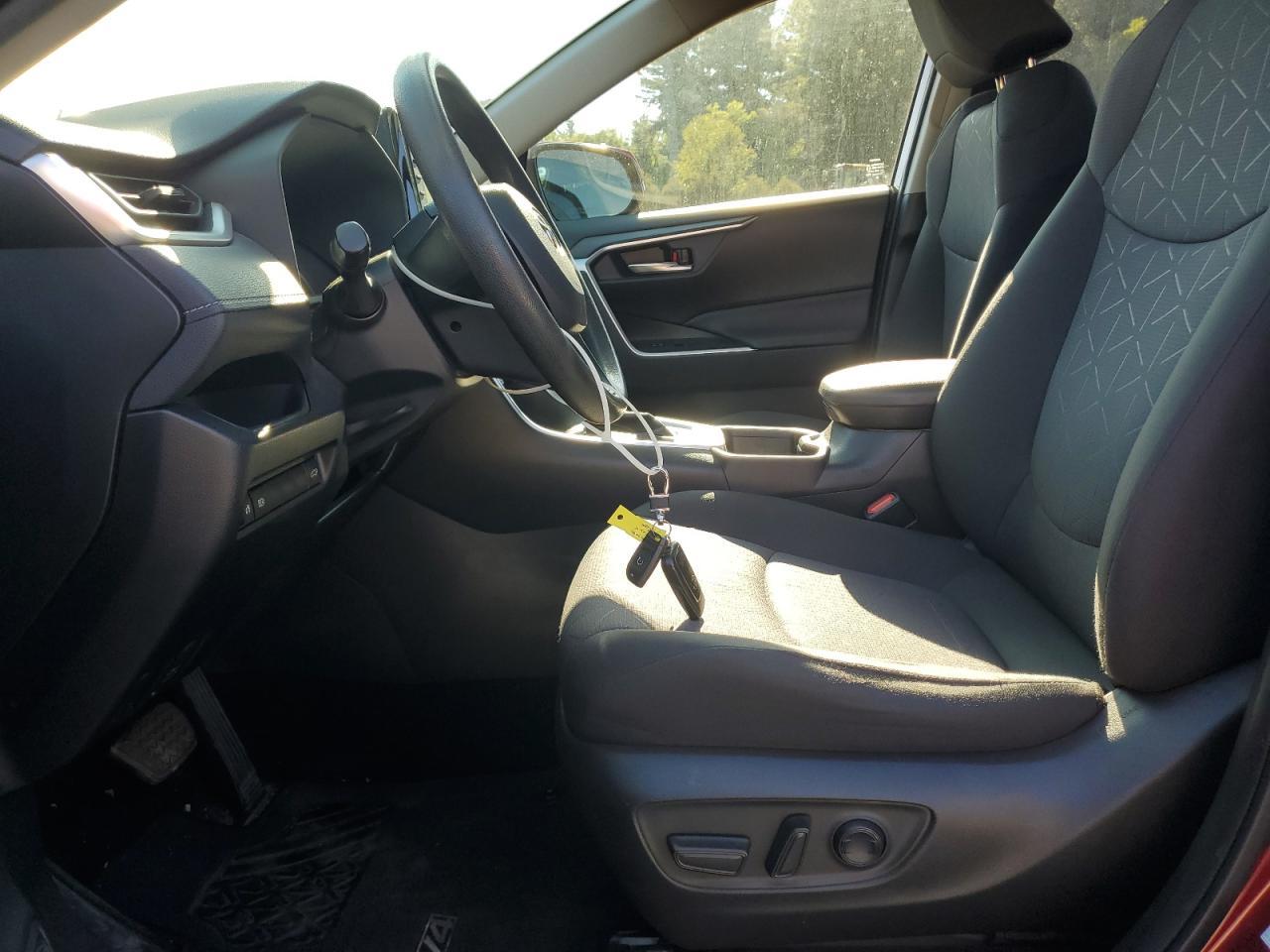 2021 Toyota Rav4 Xle - Фото 7