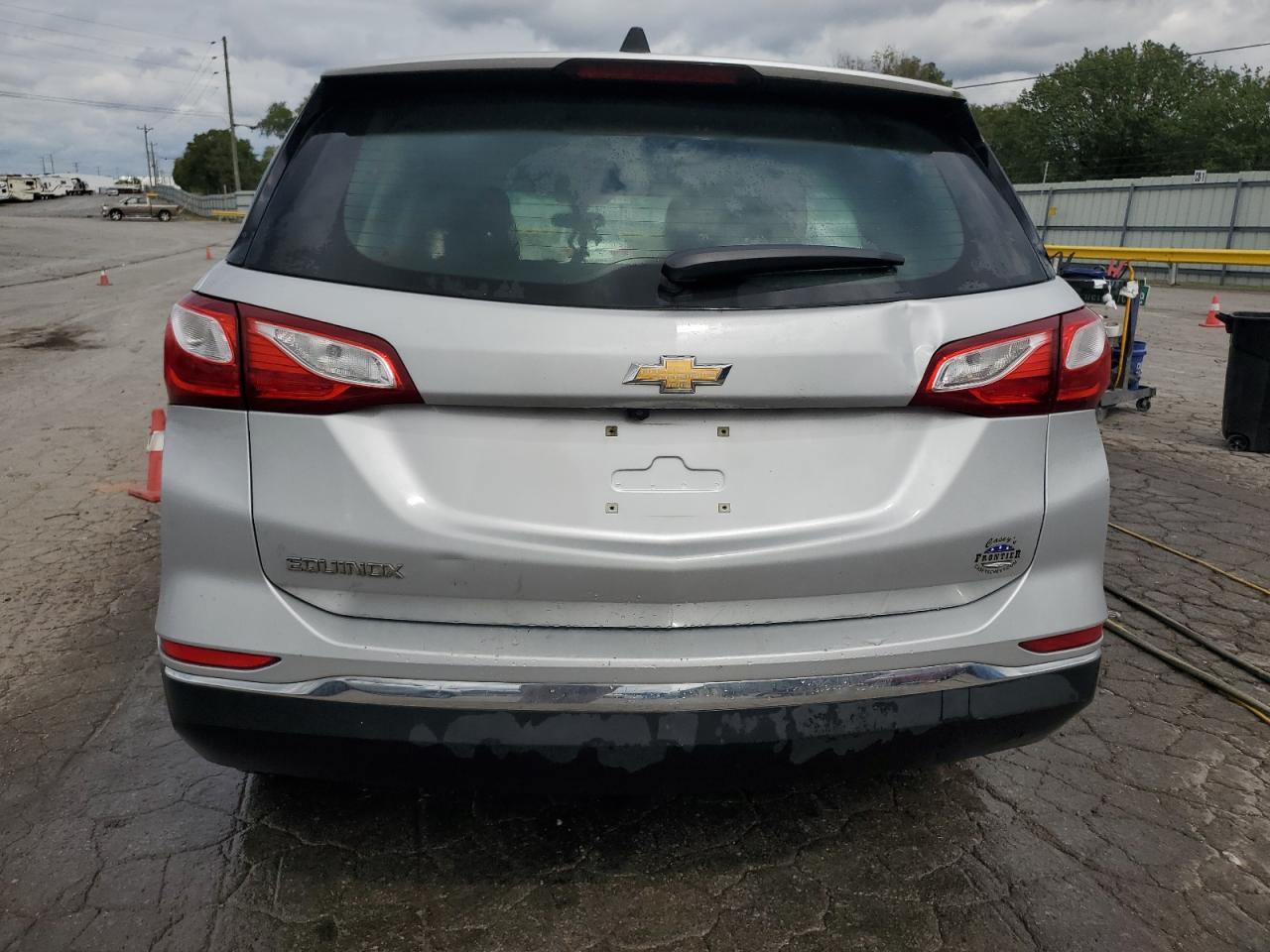 2018 Chevrolet Equinox Ls - Image 6